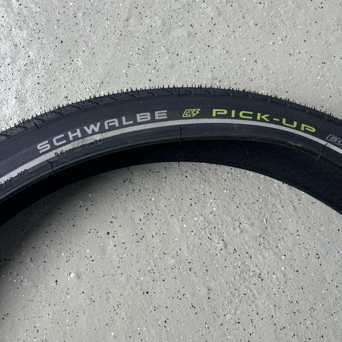 Schwalbe - Pick Up Performance Fietsband Super Defense Reflex 24X2.15